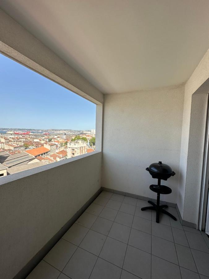 3 Pieces + Terrasse Appartement Marseilles